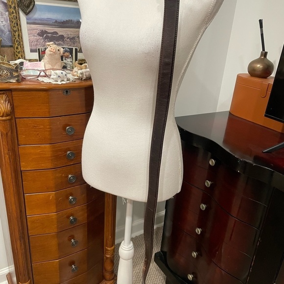 VINTAGE BROWN LEATHER BELT - Picture 2 of 9